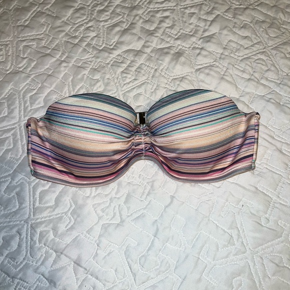 Victoria’s Secret strapless swim top - Picture 1 of 6